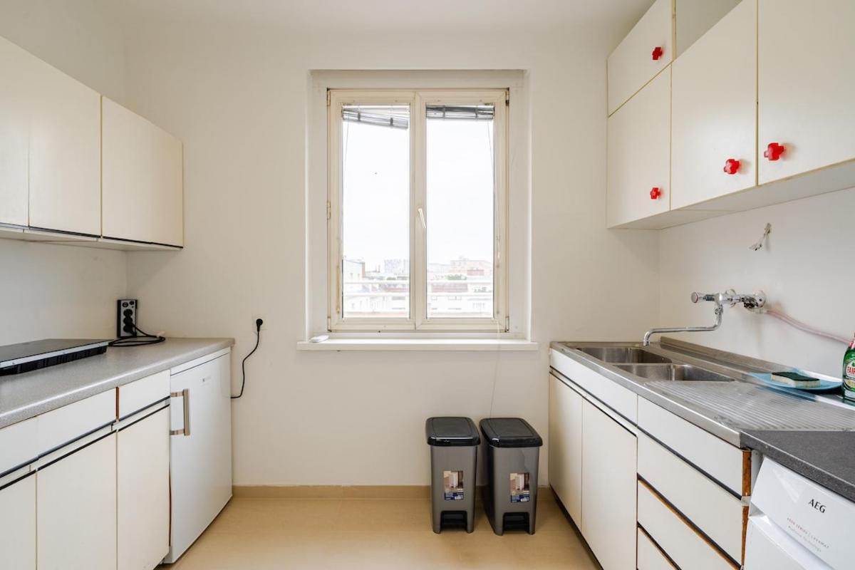 10 Minutes To City Centre And Next To Wien Hbf And Easy From Airport Екстериор снимка